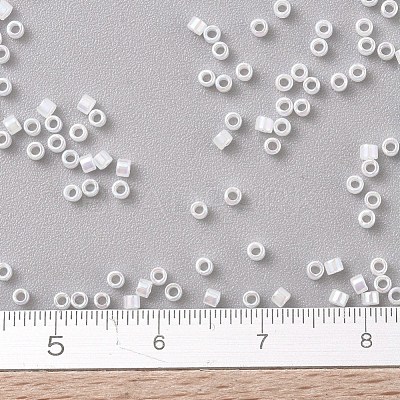 MIYUKI Delica Beads SEED-X0054-DB0222-1