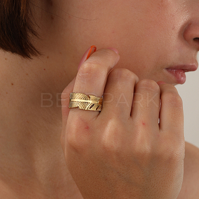 Stylish Leaf 201 Stainless Steel Ethnic Cuff Rings UG5209-1