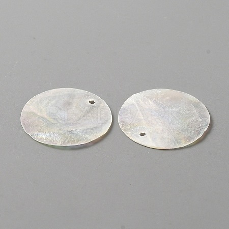 Natural Capiz Shell Pendants BSHE-WH0004-10A-1