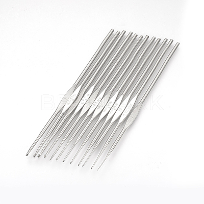 Colored Aluminum Crochet Hooks and Iron Crochet Hooks Needles TOOL-R041-02A-1