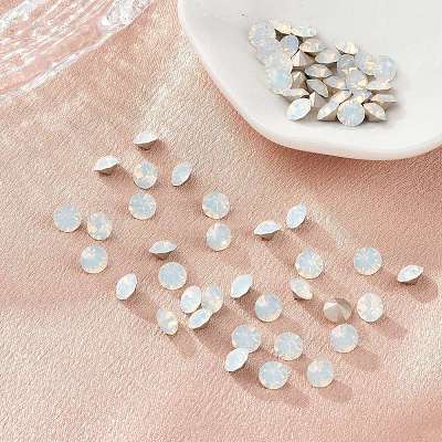 Preciosa® MAXIMA Crystal Round Stones Y-PRC-RBSS8-01000-1