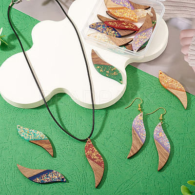 14Pcs 7 Colors Opaque Resin and Walnut Wood Big Pendants RESI-TA0005-12-1