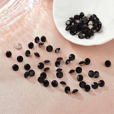 Preciosa® MAXIMA Crystal Round Stones Y-PRC-RBSS12-23980-1