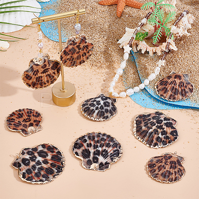 16Pcs 4 Colors Spray Paint & Electroplate Sea Shell Pendants SSHEL-PH0001-35-1