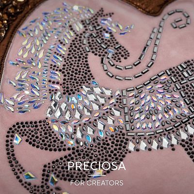 Preciosa® Crystal Hotfix Flatback Stones Y-PRC-HSS6-50730-1